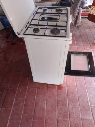 Horno de cocina blanco
