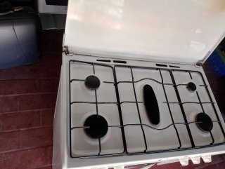 Horno de cocina blanco