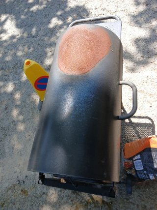 Barbacoa de carbón negra