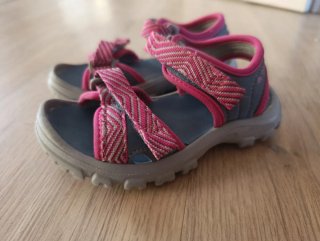 Sandalias Trekking Niña Quechua Azul/Rosa T. 26/27