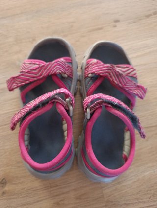Sandalias Trekking Niña Quechua Azul/Rosa T. 26/27