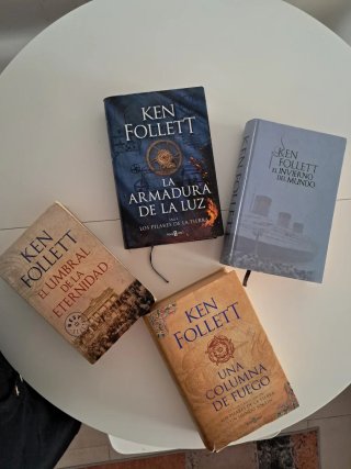4 Libros Ken Follett (Español)