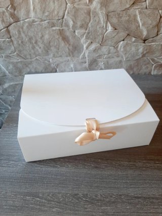 Ropita tejida a mano de bebé. 100%algodon organico