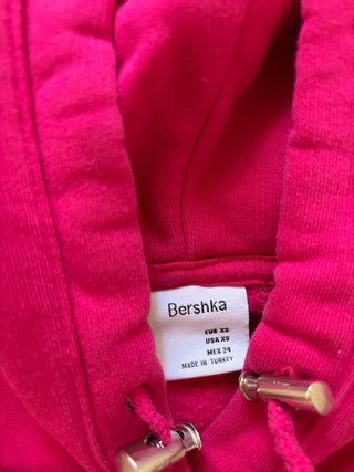 Sudadera fucsia con logo