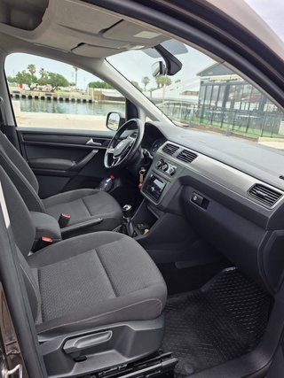 Volkswagen Caddy 2017 102CV