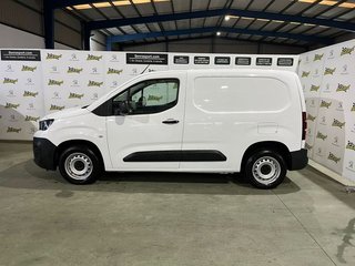 Peugeot Partner PRO STANDAR 100 CV