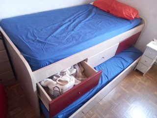 Cama juvenil con cajones