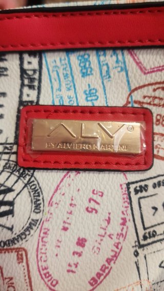Bolso Alviero Martini estampado pasaporte