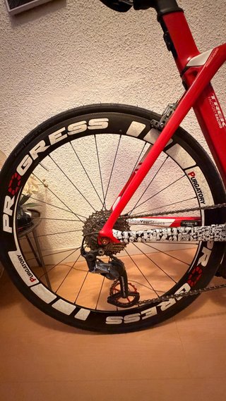Bicicleta de carretera Trek segafredo Madonde sl6