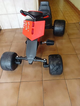 Patinete y Kart a Pedales Infantil