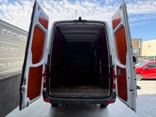 Volkswagen Crafter PRO 50 2.0 TDI 163cv BMT Largo