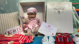 Bebé Nines d'Onil con Ropa y Accesorios