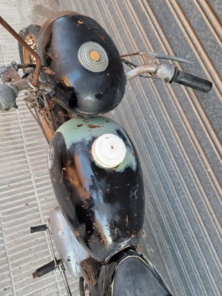 Derbi 74 "Cabeza de Hormiga"