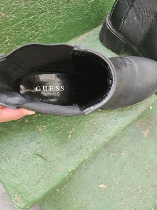Botas Guess Negras Talla 37,con solo 3 usos !