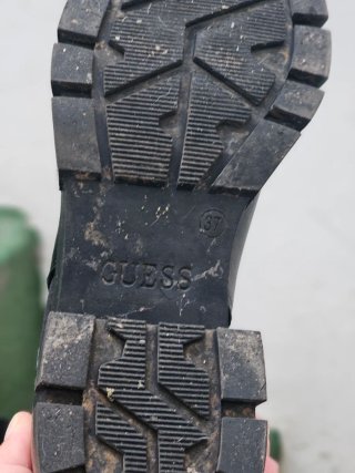 Botas Guess Negras Talla 37,con solo 3 usos !