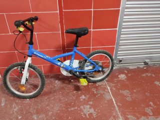 Bicicleta infantil Btwin azul