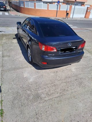 Lexus Is 200 2011