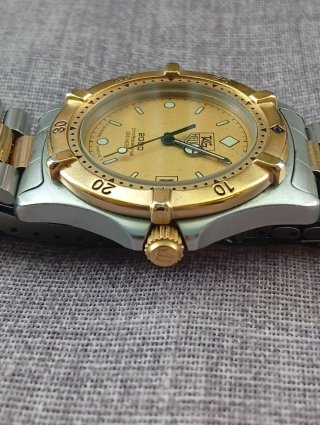 Reloj TAG Heuer Professional 2000
