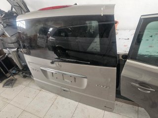 Portón Mercedes Viano Fase 2 (2013)