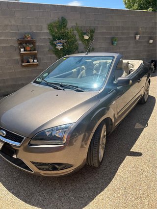 Ford Focus 2006 cc titanium