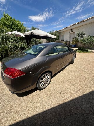 Ford Focus 2006 cc titanium