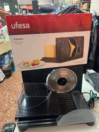 Cortafiambres Ufesa CF0918 Eléctrico