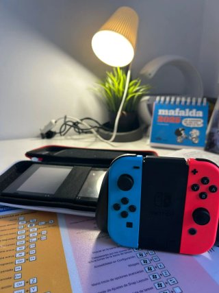Nintendo Switch Azul y Rojo