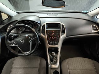 Opel Astra 2013