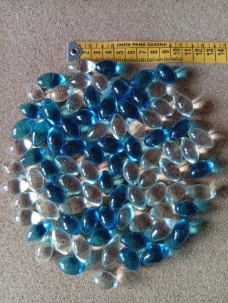 Cuentas de cristal transparente y azul