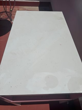 Tavolo da scrivania per bambini bianco e rosa