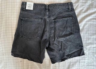Loose fit denim bermuda shorts Zara