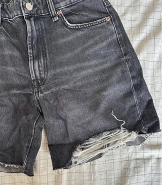 Loose fit denim bermuda shorts Zara