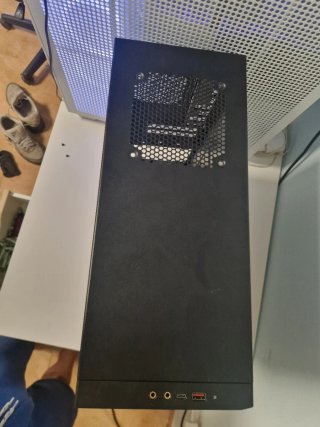 Caja PC Gaming MSI MAG Infinite S3