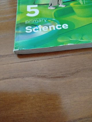 Libro de texto Science 5 primaria. Revuela.
