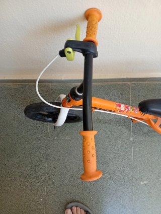 Bici sin pedales Decathlon naranja
