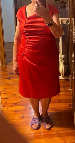 Vestido rojo fiesta drapeado