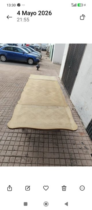 Mesa antigua de madera