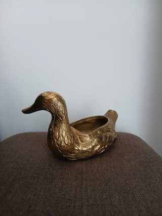 Pato dorado de metal. Valenti.