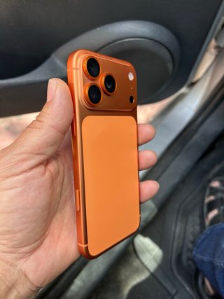 iPhone 17 Pro Max Naranja