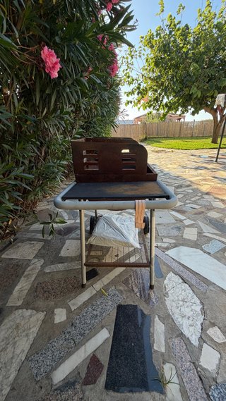 Barbacoa de carbón Naterial