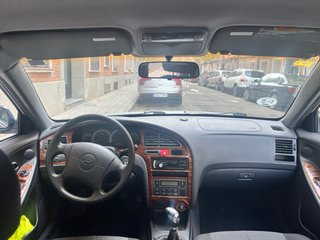 Hyundai Elantra 2002