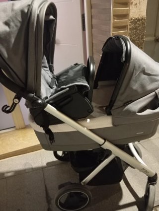 Carro de bebé doble gris