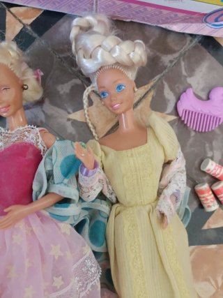 Barbies y complementos de moda