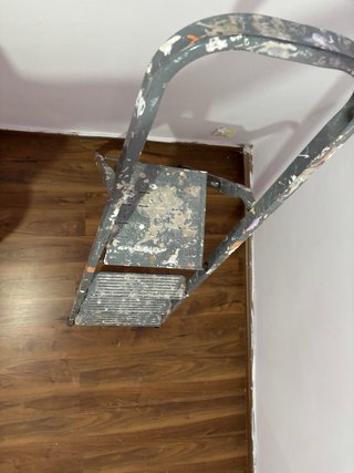 Escalera plegable gris