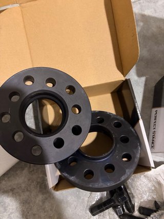 Espaciadores de rueda + tornillos para BMW