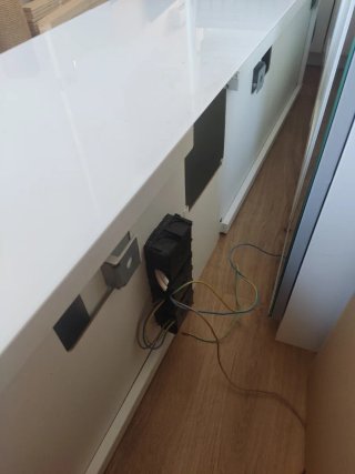 Mueble TV Besta IKEA Blanco con encimera cristal