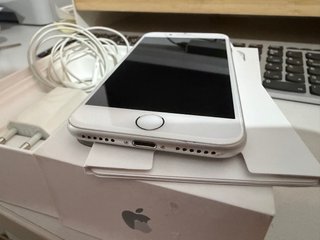 iPhone 7 32Gb Libero, in perfette condizioni con scatola