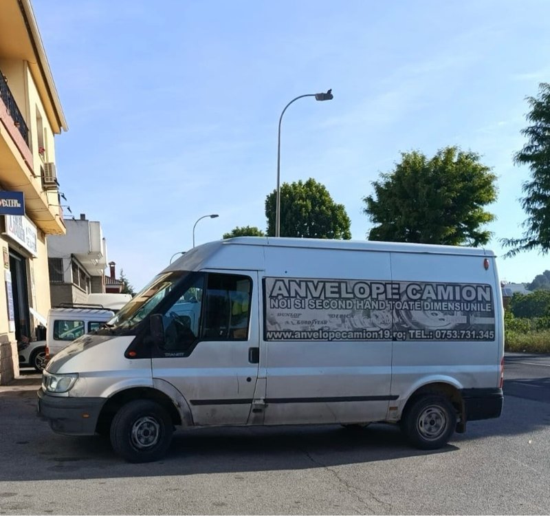 Ford Transit 2001 - foto 1