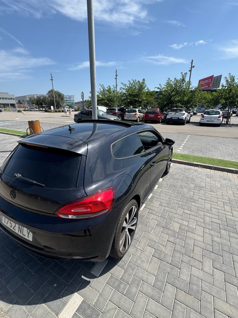 Volkswagen Scirocco 2012 - foto 1