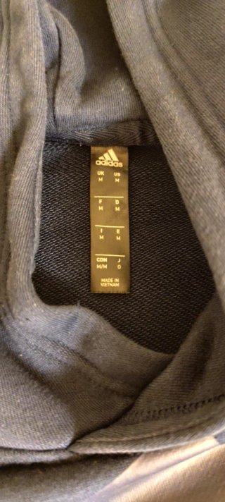 Sudadera Adidas azul marino con Logo